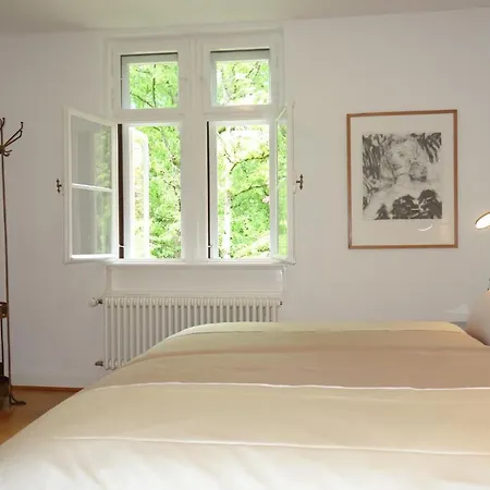 Bed & Breakfast Gruenes Gold Am Leisberg Baden-Baden Exterior photo